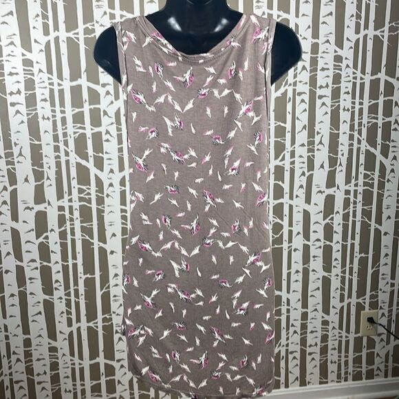 Floral Flannel & Feathers Bundle 3 Pieces: Medium Tops - Picture 8 of 16